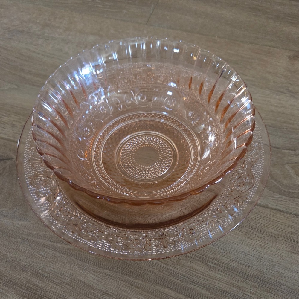 Vintage KIG Pink Depression Glass Bowl and Plate Set‎ Ornate Etched Pattern
